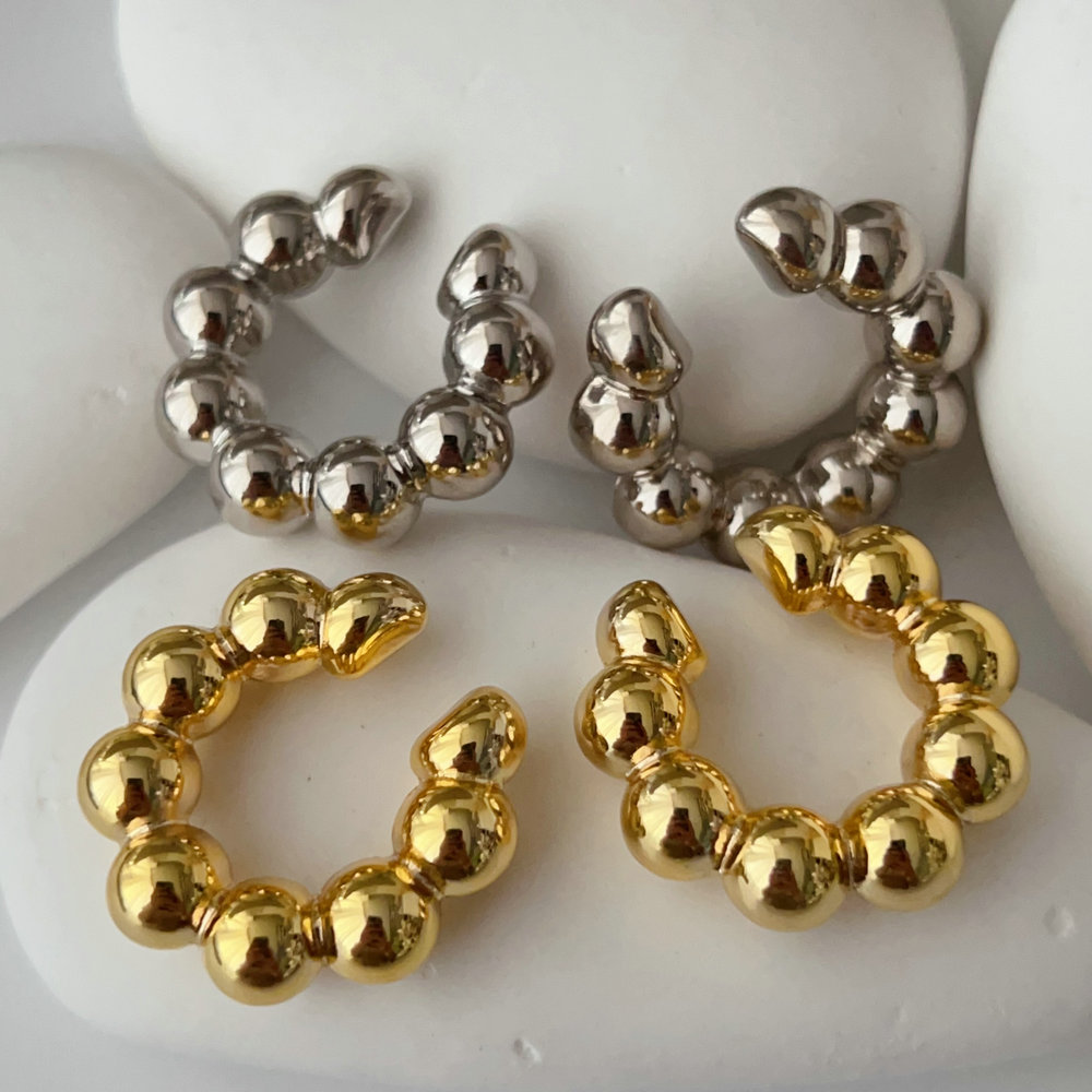 Gold bead chunky ear cuff