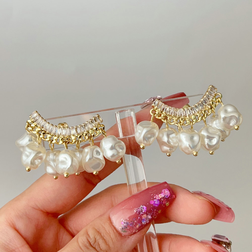 pearl charm crystal earrings