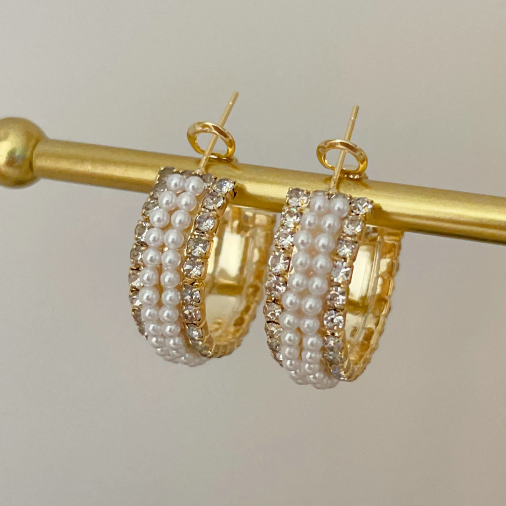 Pearl crystal hoop