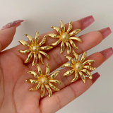 Metal chunky flower earrings