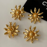 Metal chunky flower earrings