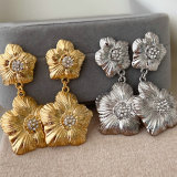 Flower earrings