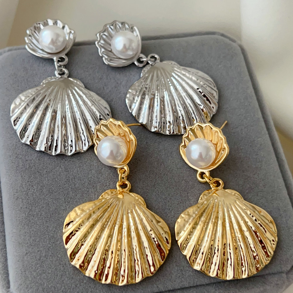 Metal shell earrings