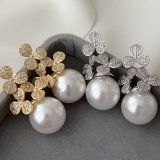 Flower pear earrings