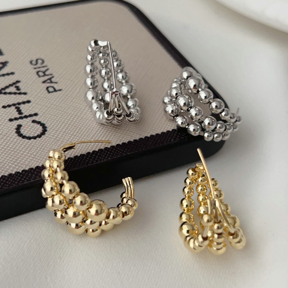 Bead fan earrings