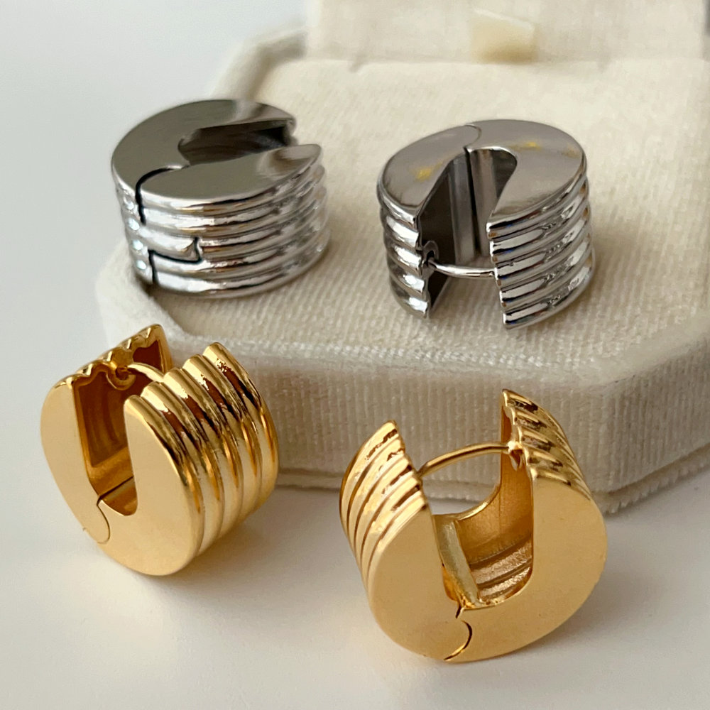Chunky metal earrings