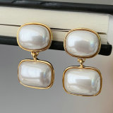 Square pearl earrings