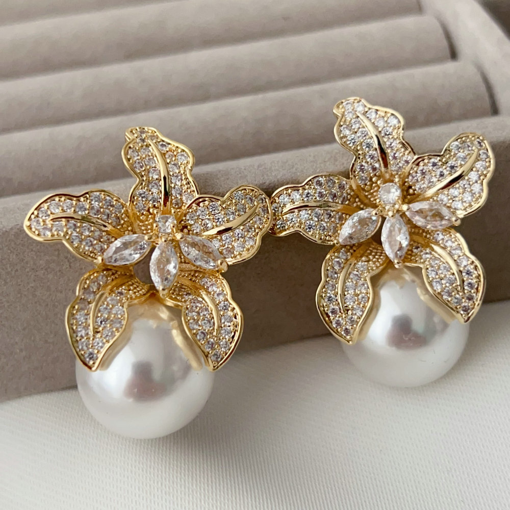 Pave flower big pearl earrings