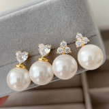 Simple pearl earrings