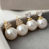 Simple pearl earrings