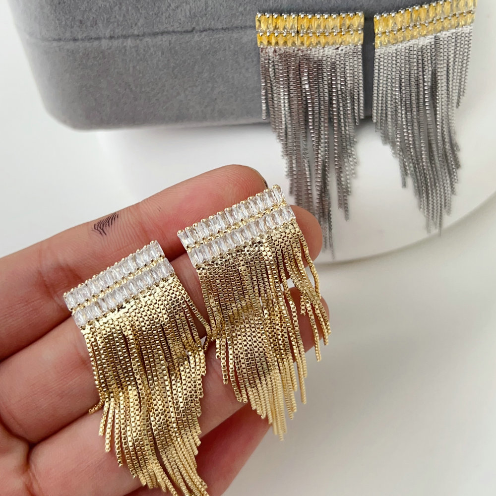 Chain tassel earrings