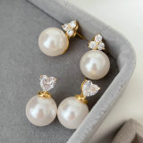 Simple pearl earrings