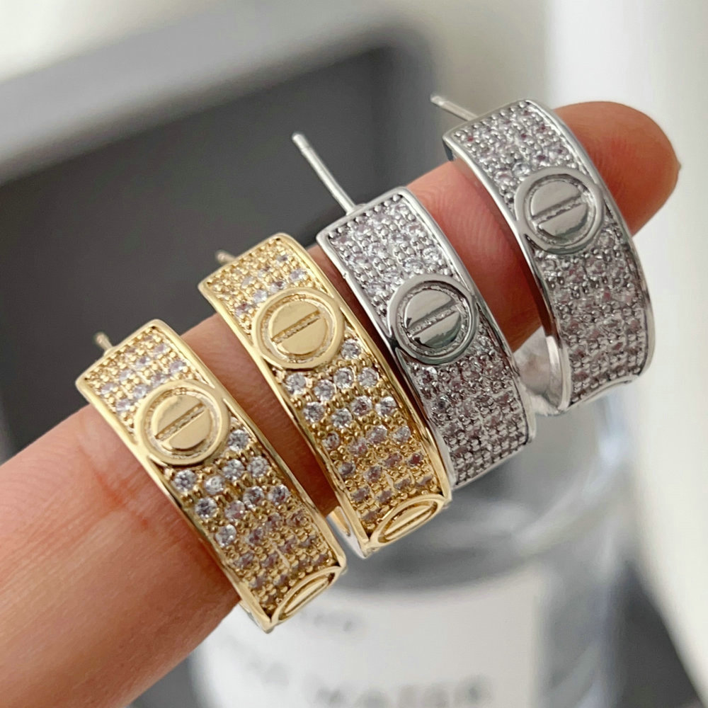 Pave nail hoop