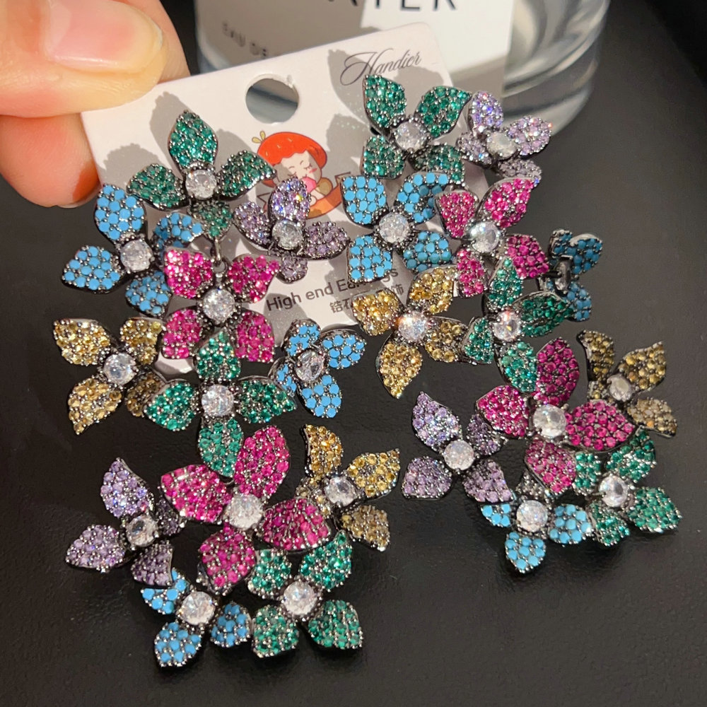Pave flower chunky earrings