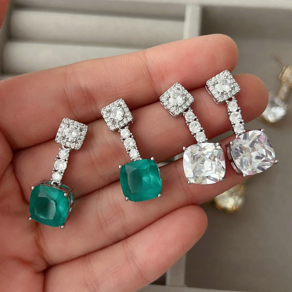 Fine zircon square earrings
