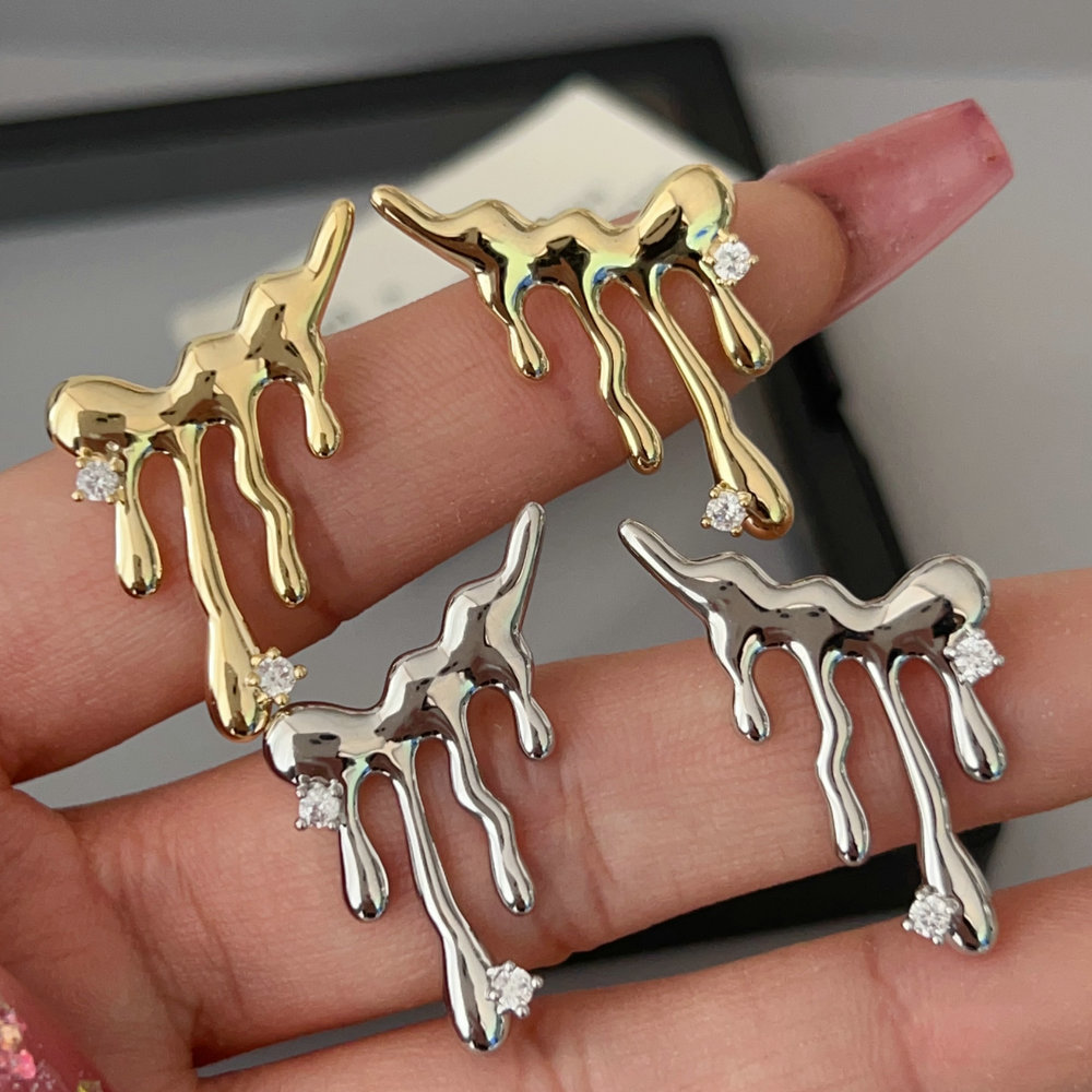 Wavy earrings