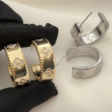 Pave clover hoop