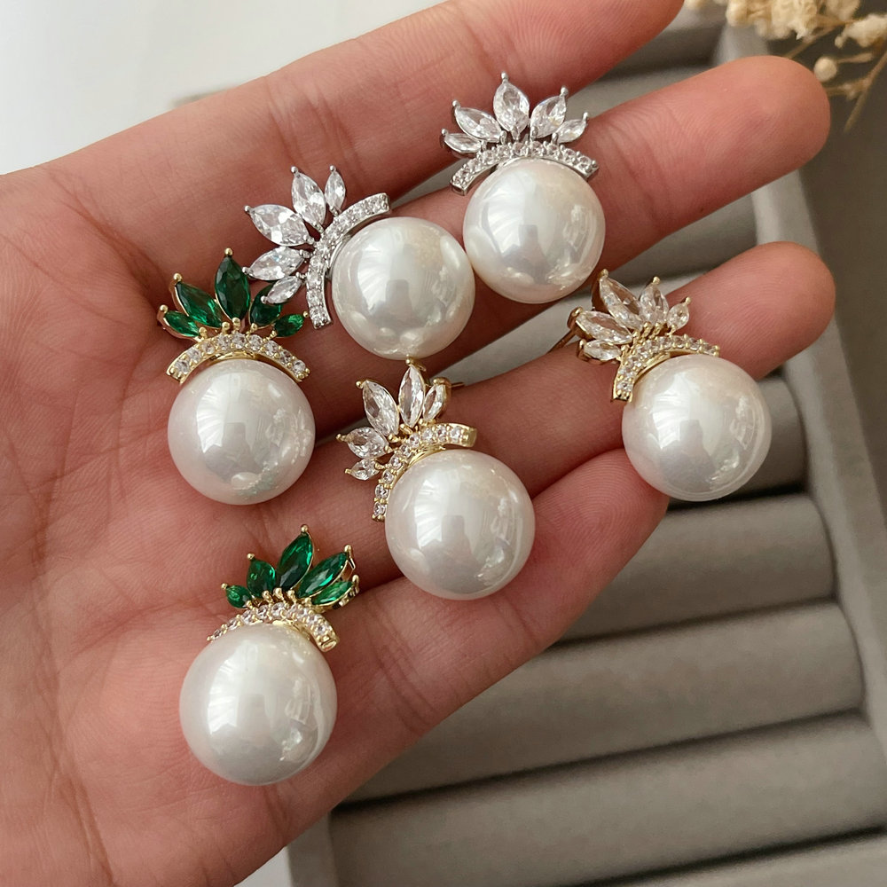 Flower pave pearl earrings