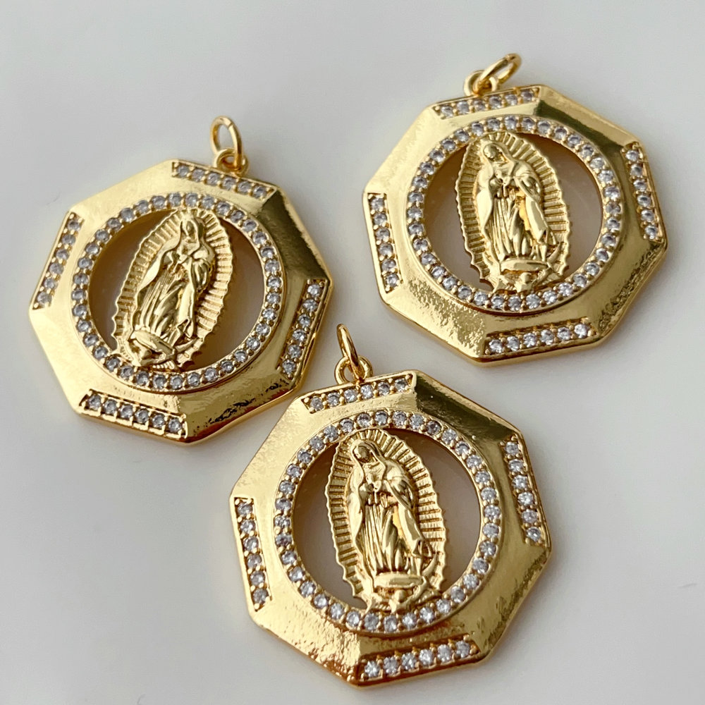 Round religious charm