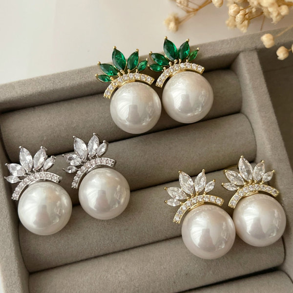 Flower pave pearl earrings