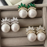 Flower pave pearl earrings