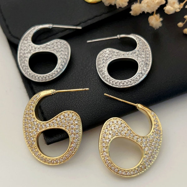 Pave zircon pig nose earrings