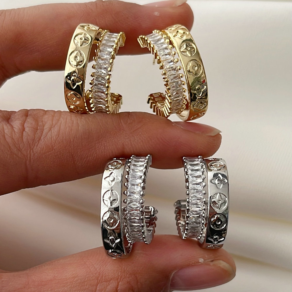 Pave nail hoop