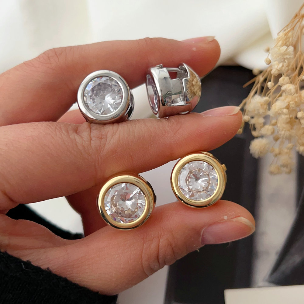 Pave simple round zircon earrings