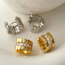 Simple zircon hoop