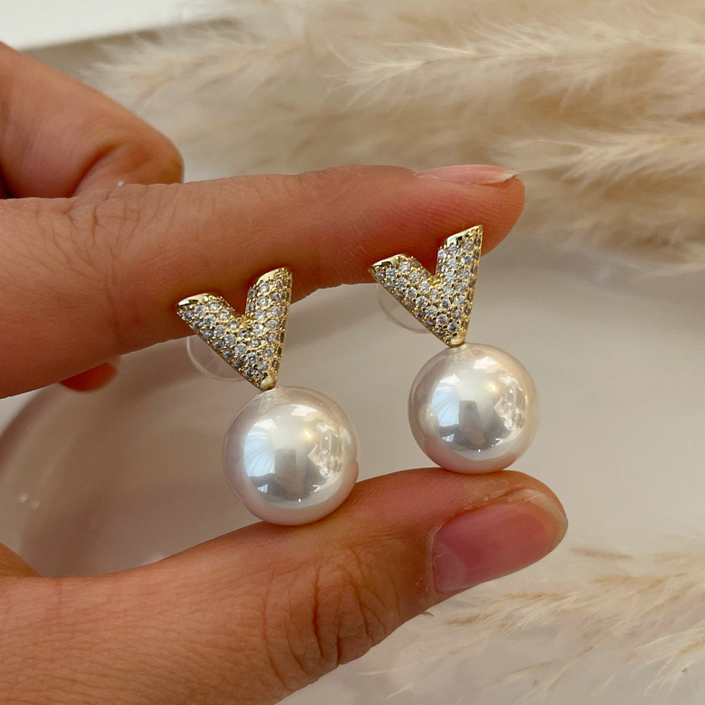 Pave zircon v shape earrings