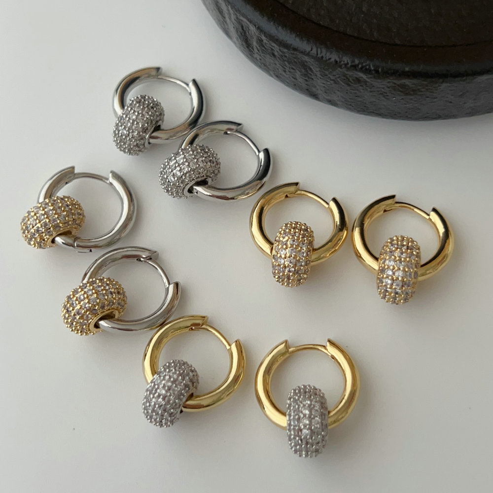 Fashoin zircon circle charm earrings