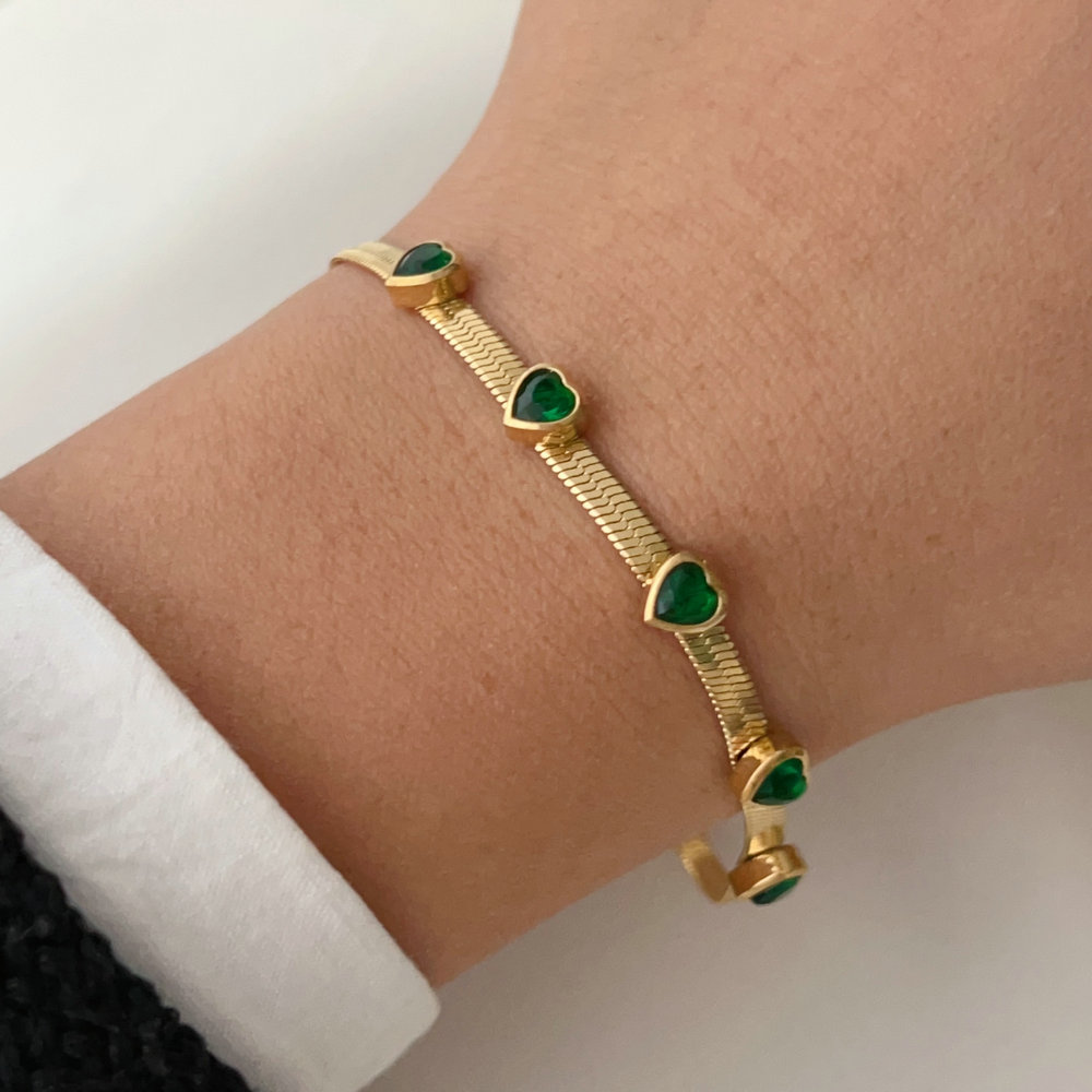 Stainless steel heart bracelet