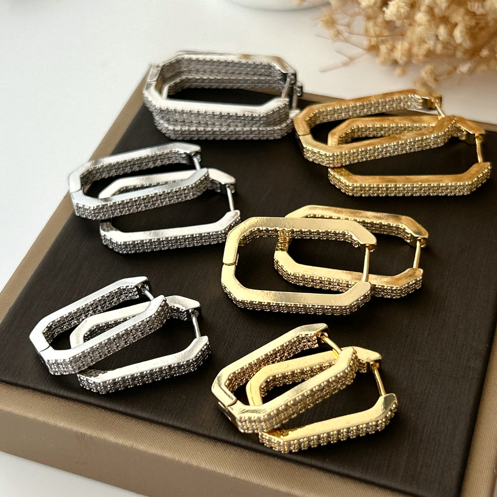 Pave square hoop