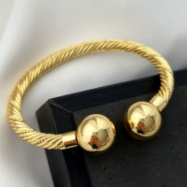 Chunky twist ball bracelet
