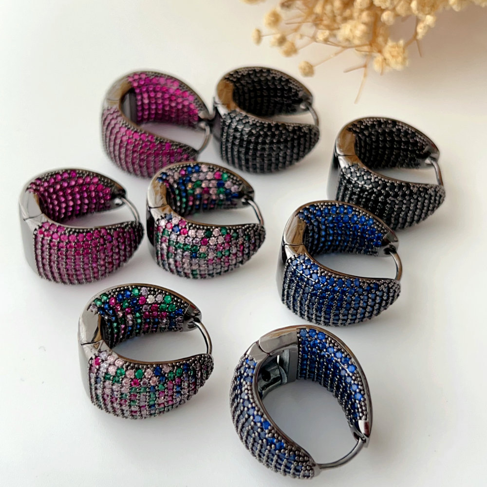 Pave zircon chunky hoop