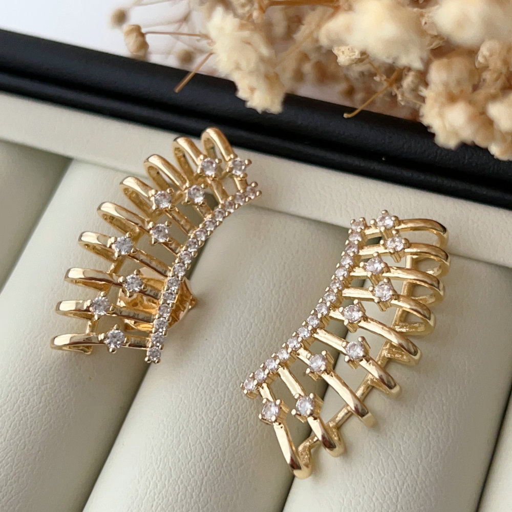 Chunky pave earrings