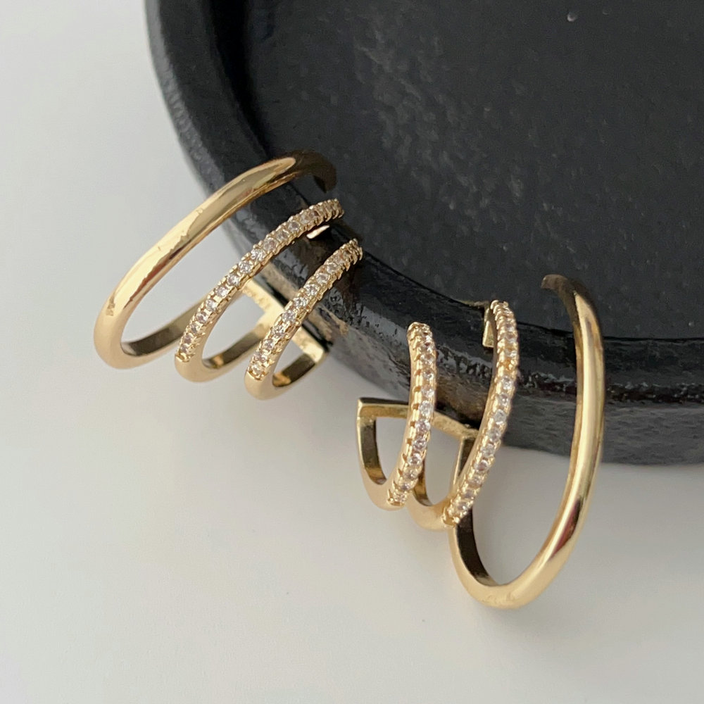 Pave zircon hoop