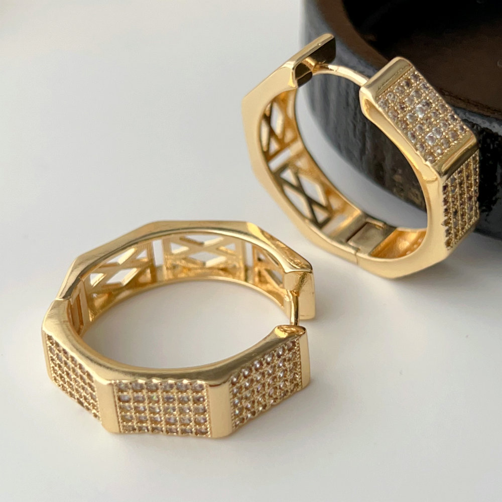 Pave zircon square hoop