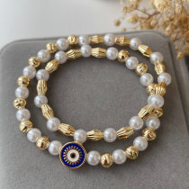 Pearl spring eye bracelet
