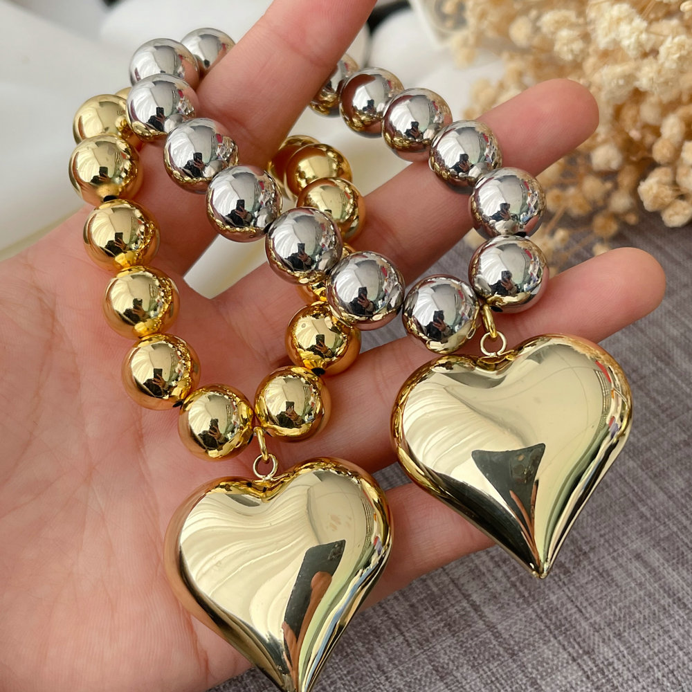 Chunky bead bracelet with heart charm 10mm ball