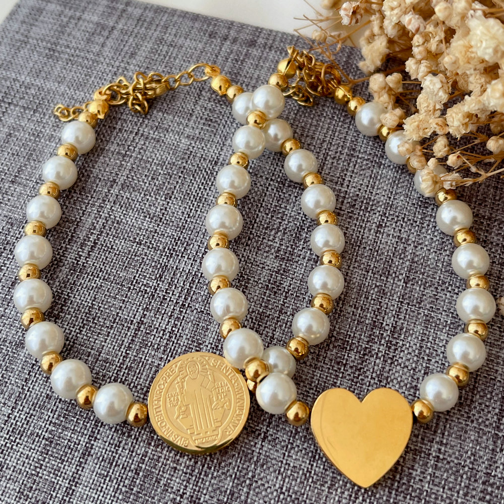 Stainless steel heart bead bracelet
