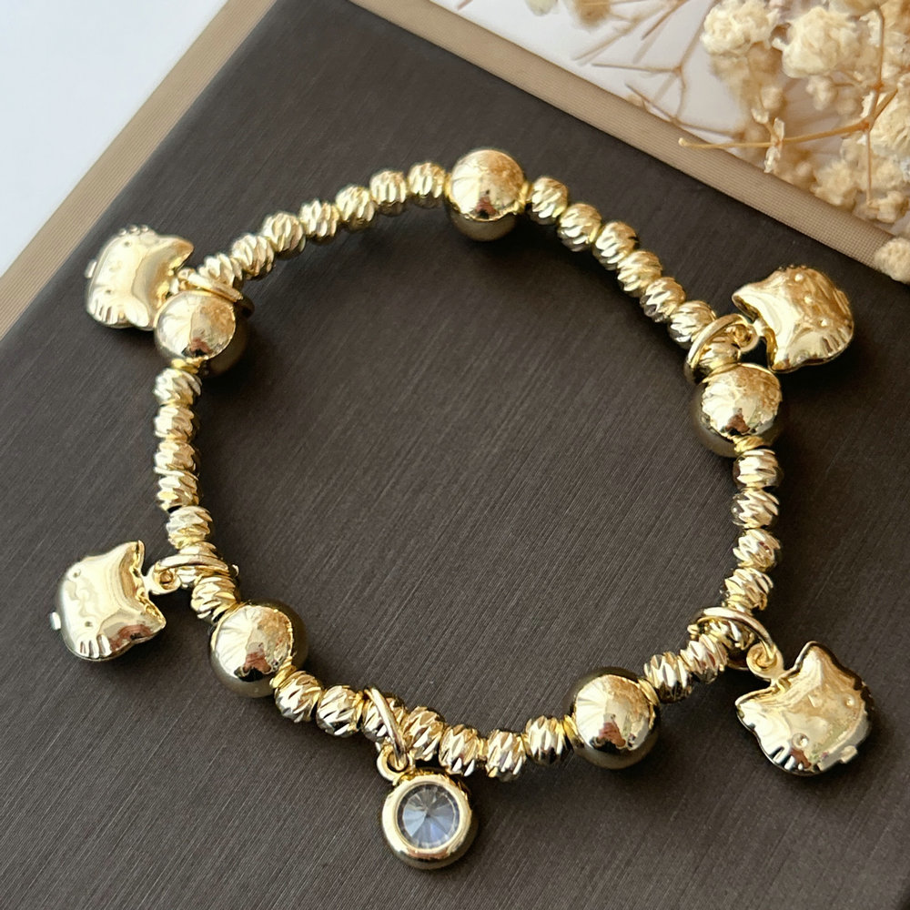 Hellokitty charm bead bracelet