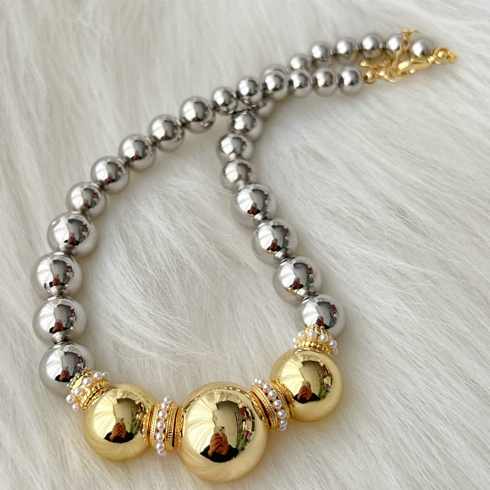 Chunky ball necklace
