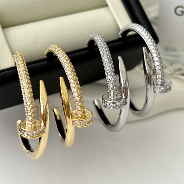 Pave nail hoop