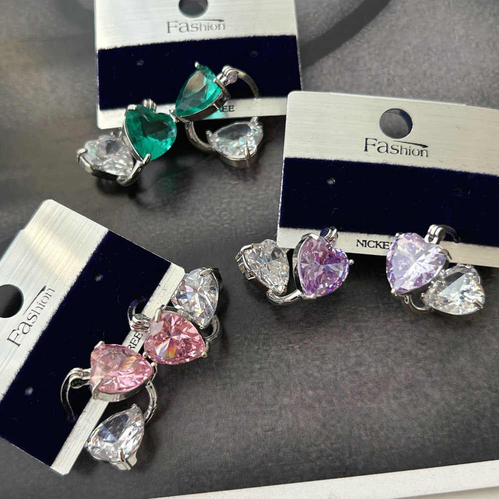 Pave heart zircon earrings