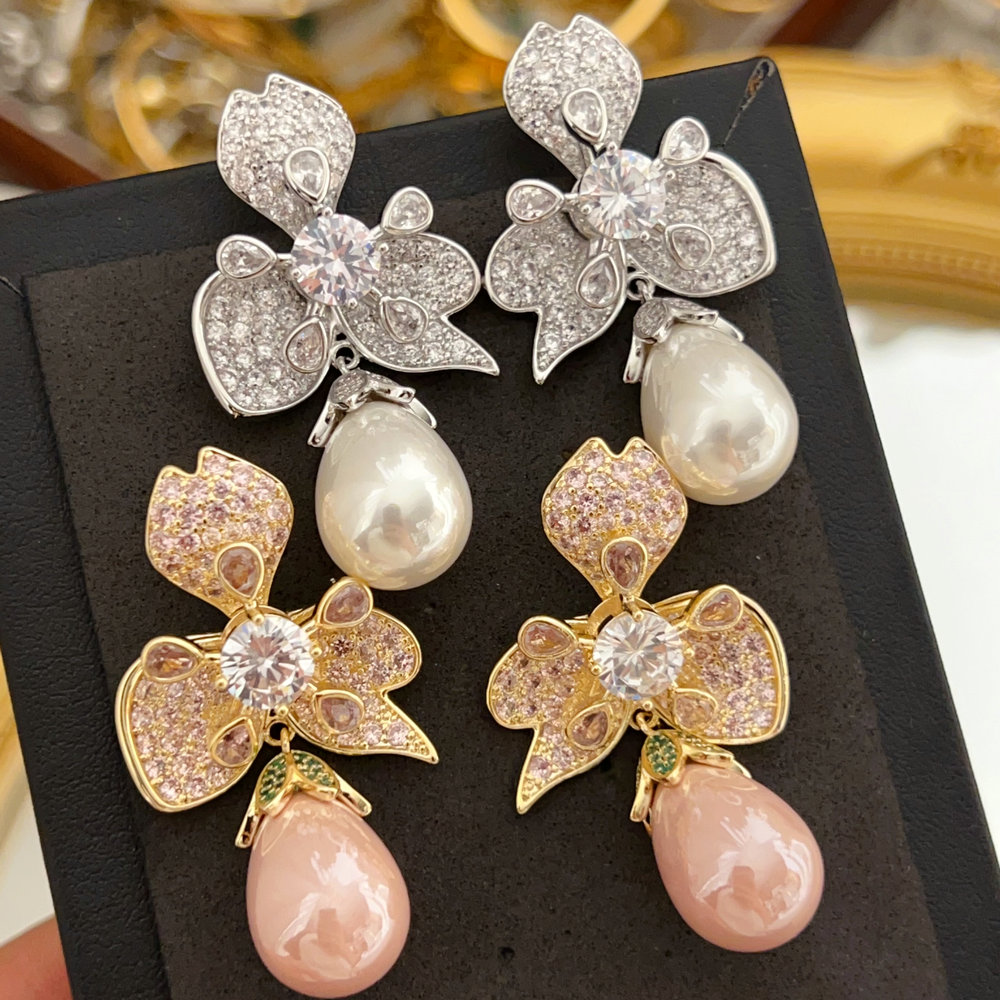 Pave zircon flower earrings