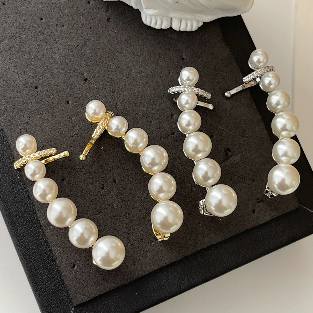 Pearl earrings