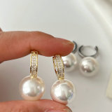 Pearl drop earrings