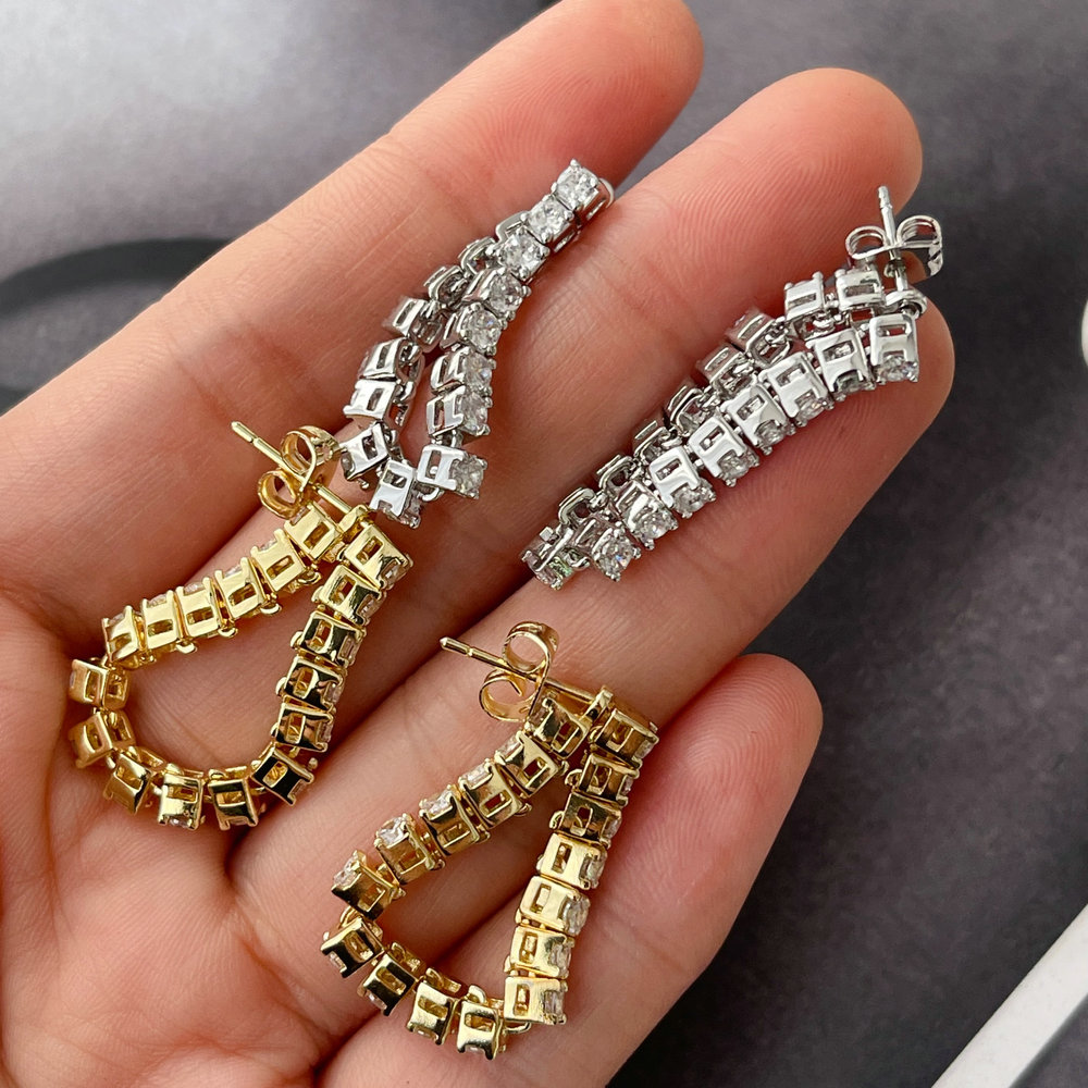 Short zircon line earrings