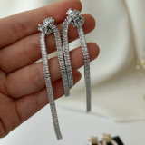 knot tassel zircon earrings